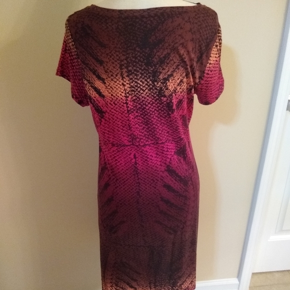 Calvin Klein Multiprint Dress, Medium.  Excellent condition, no flaws - Picture 7 of 9